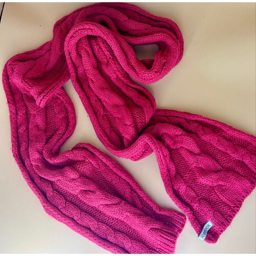 Cable Knit Scarf Reebok - Picture 4 of 7